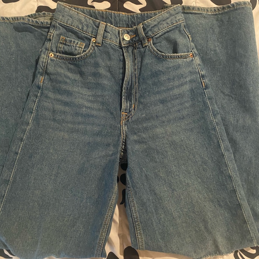 Wide Legged, High waisted, Ripped, Denim Jeans